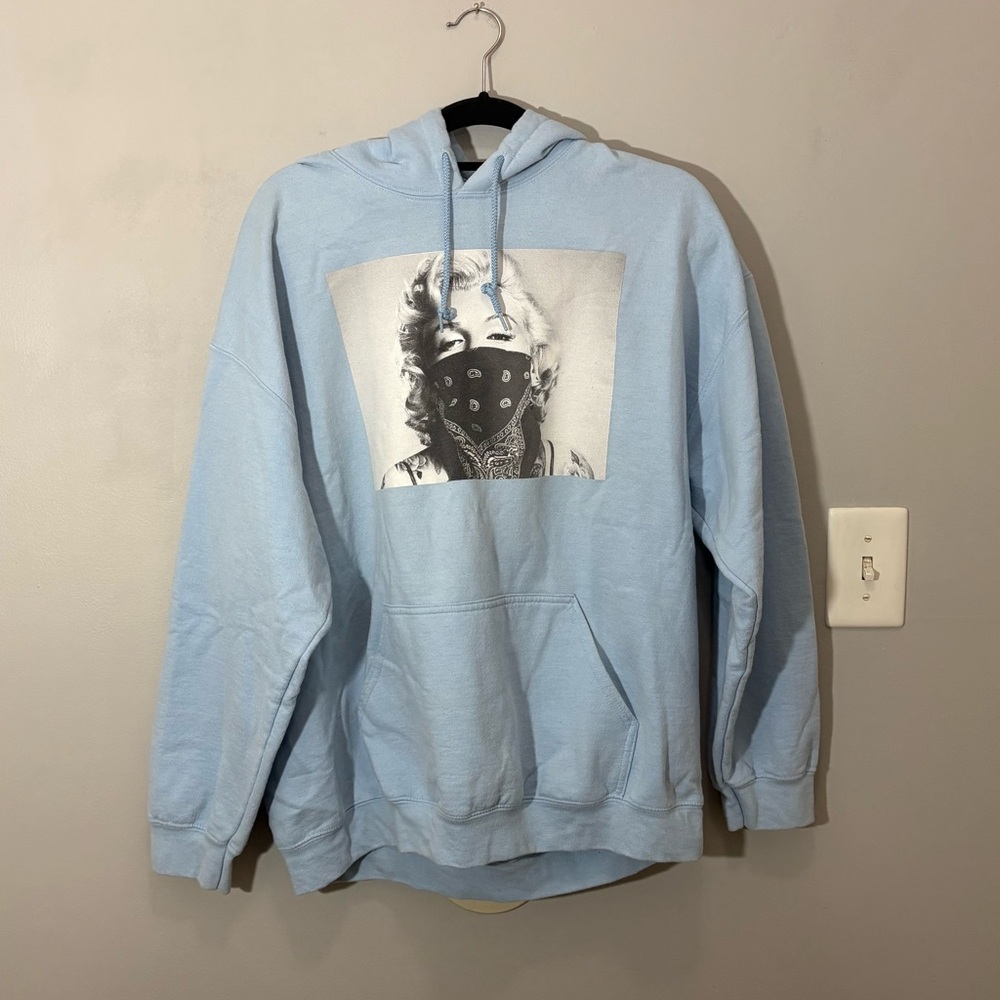 Rue21 Light Blue Graphic Sweatshirt
